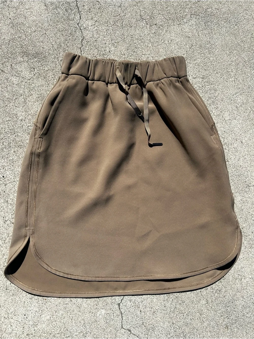 Lululemon woven frontier On The Fly Skirt